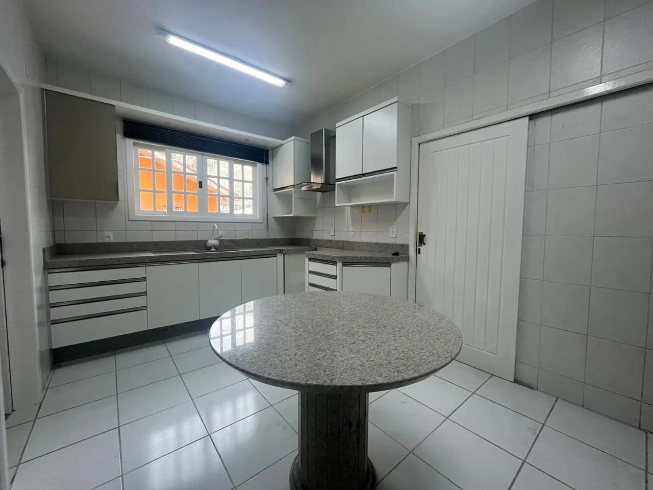 Casa para venda com 5 dormitórios em Balneário com 237 m² — foto 2