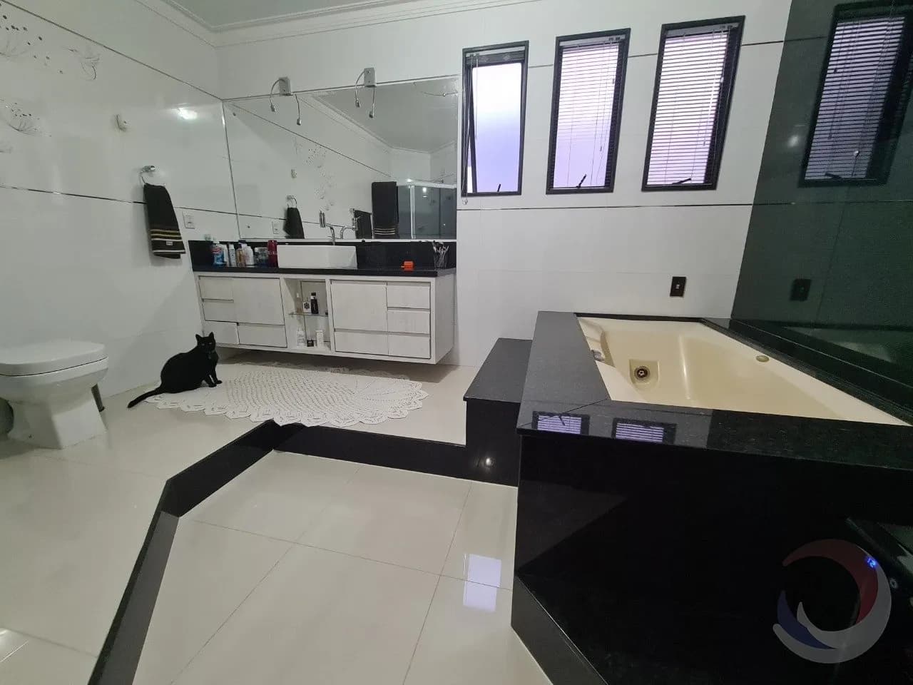 Casa para venda com 3 dormitórios em Campinas com 325 m² — foto 4