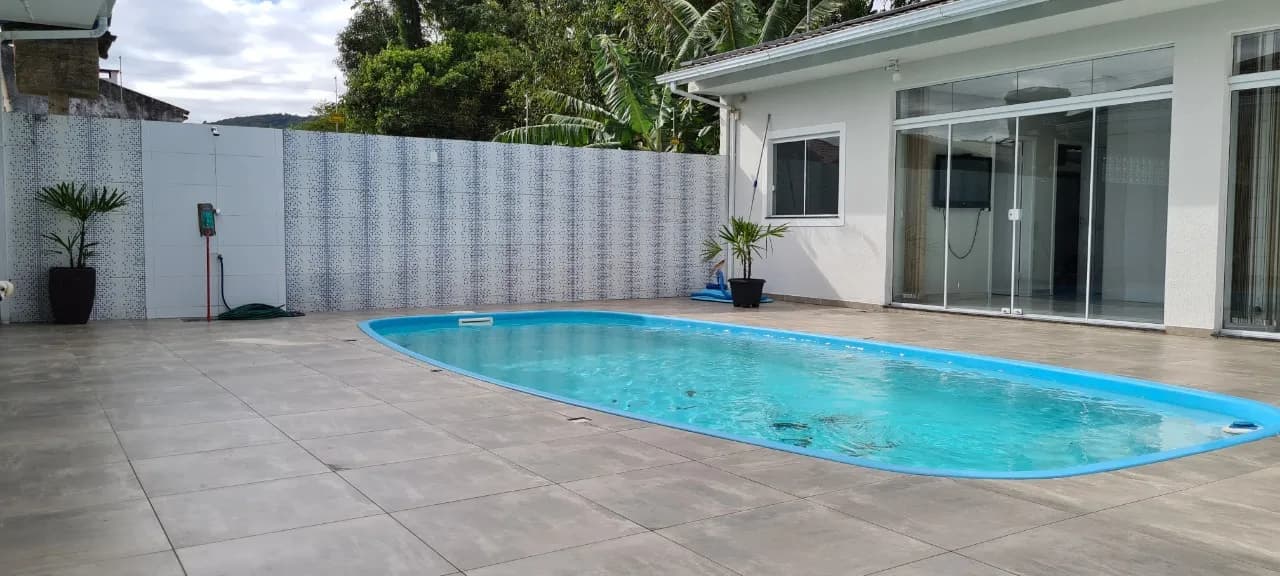 Casa para venda com 4 dormitórios em Sul Do Rio com 155 m² — foto principal