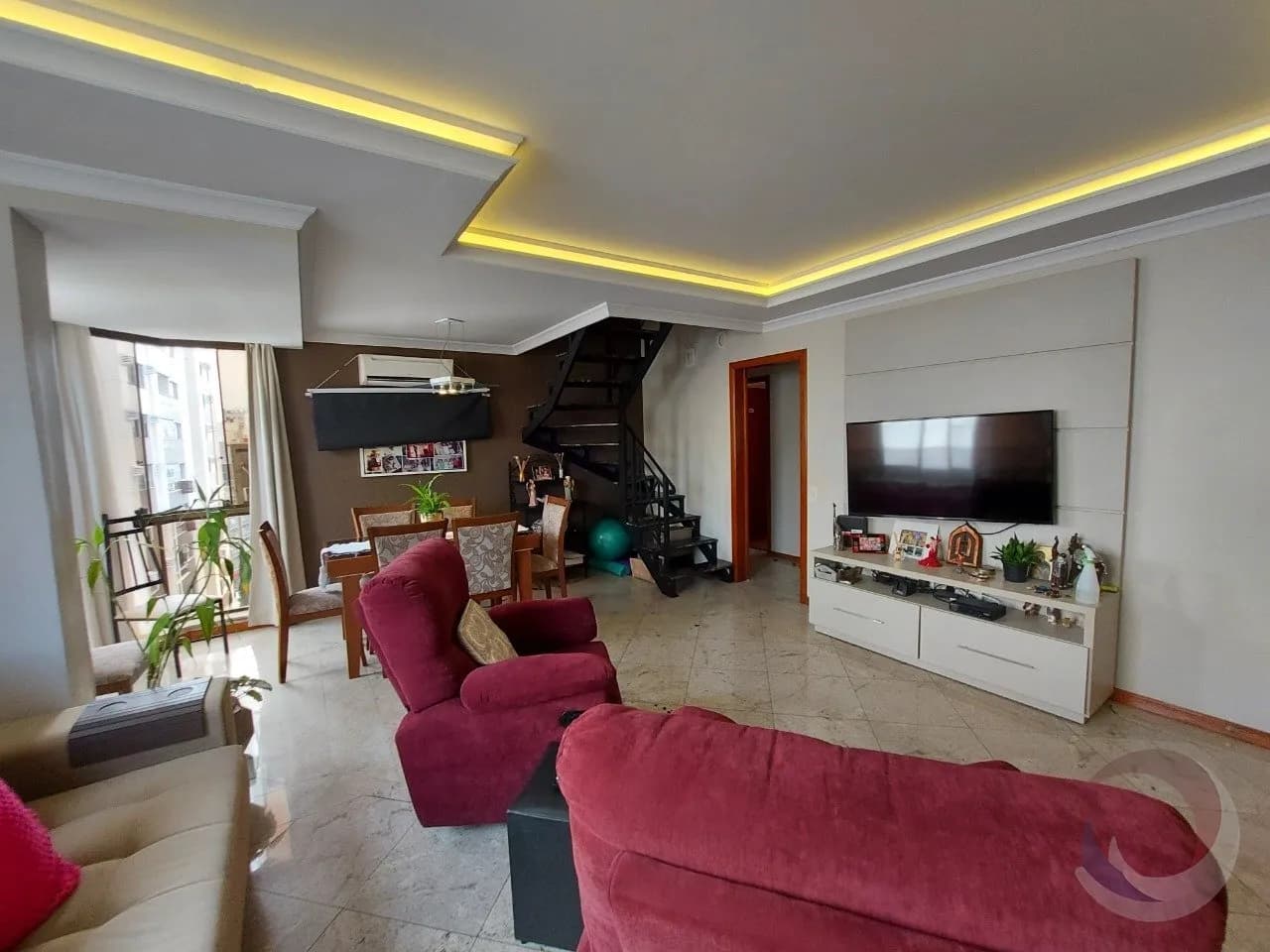 Cobertura para venda com 4 dormitórios em Centro com 215 m² — foto principal