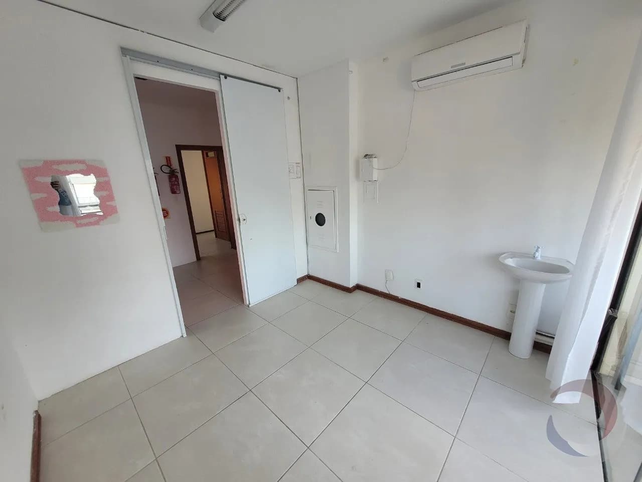 Sala comercial para venda em Centro com 37 m² — foto principal
