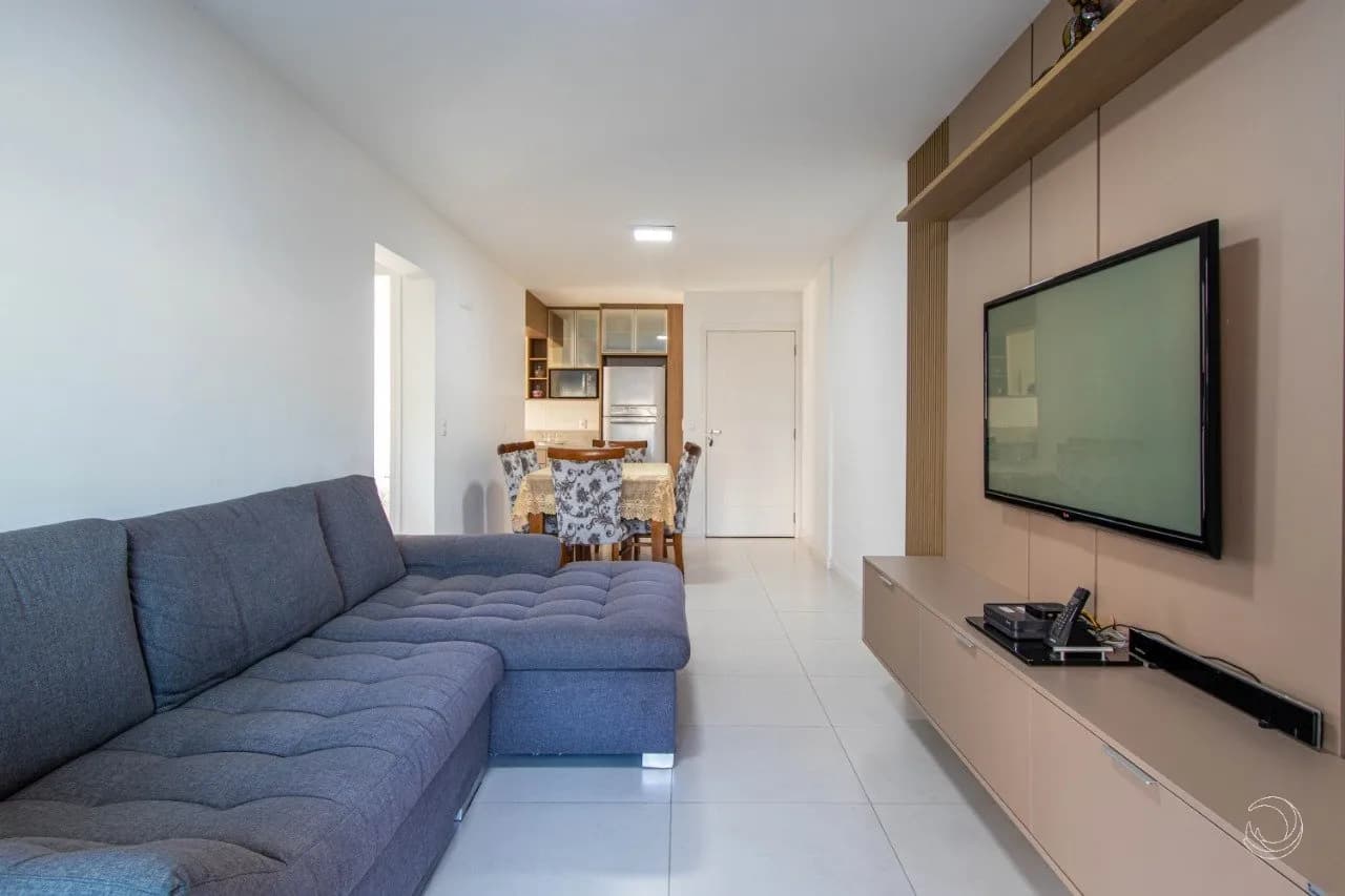 Apartamento para venda com 2 dormitórios em Agronômica com 72 m² — foto 3