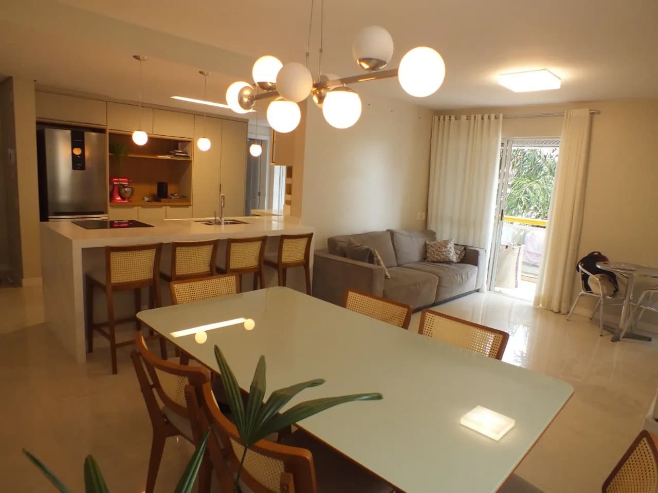 Apartamento para venda com 4 dormitórios em Campinas com 150 m² — foto principal