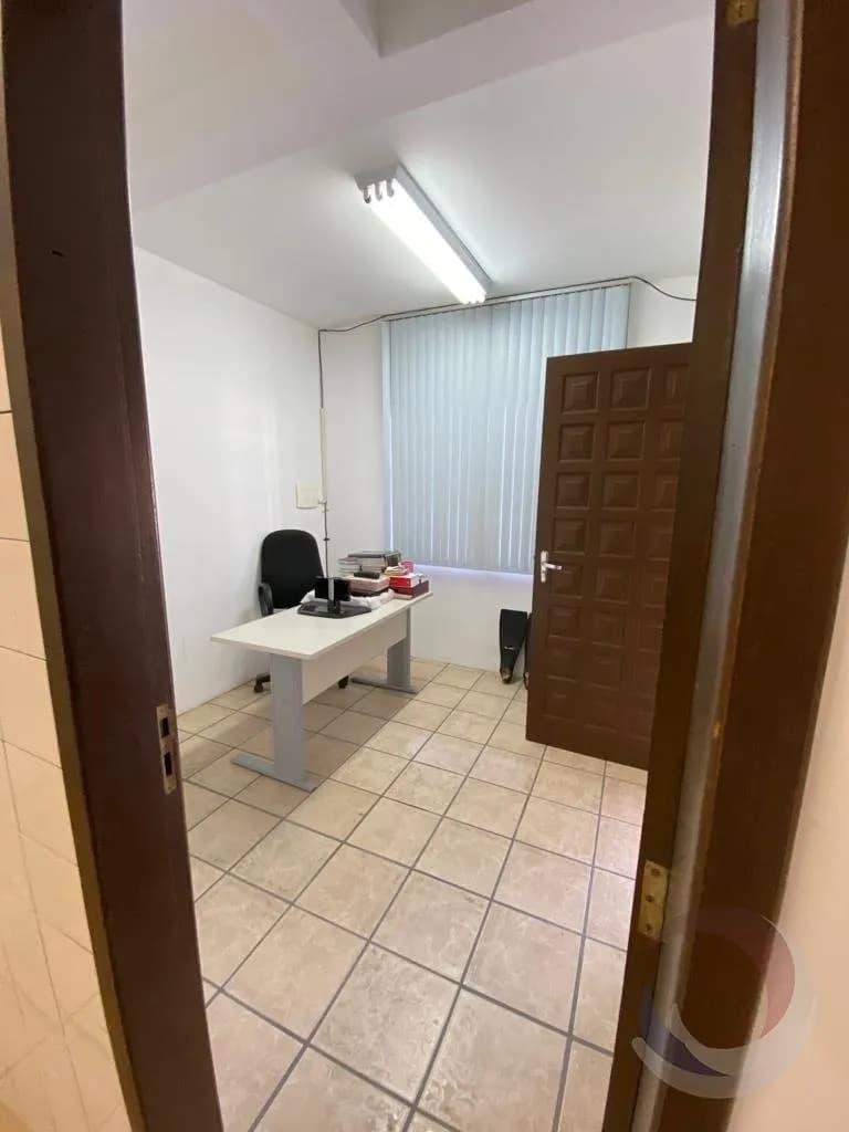 Casa para venda com 3 dormitórios em Capoeiras com 374 m² — foto 2