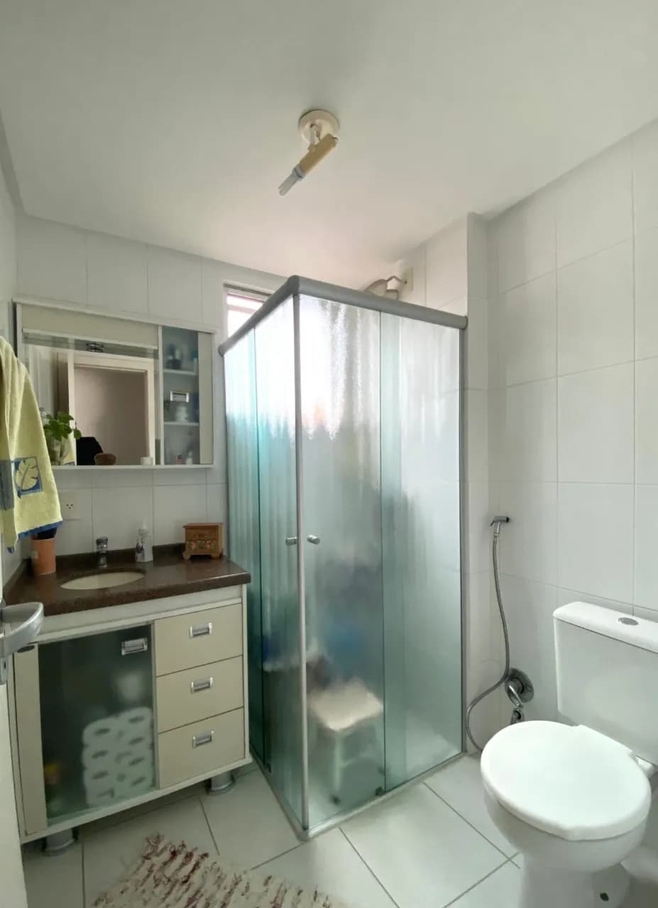 Apartamento para venda com 3 dormitórios em Canasvieiras com 89 m² — foto 2