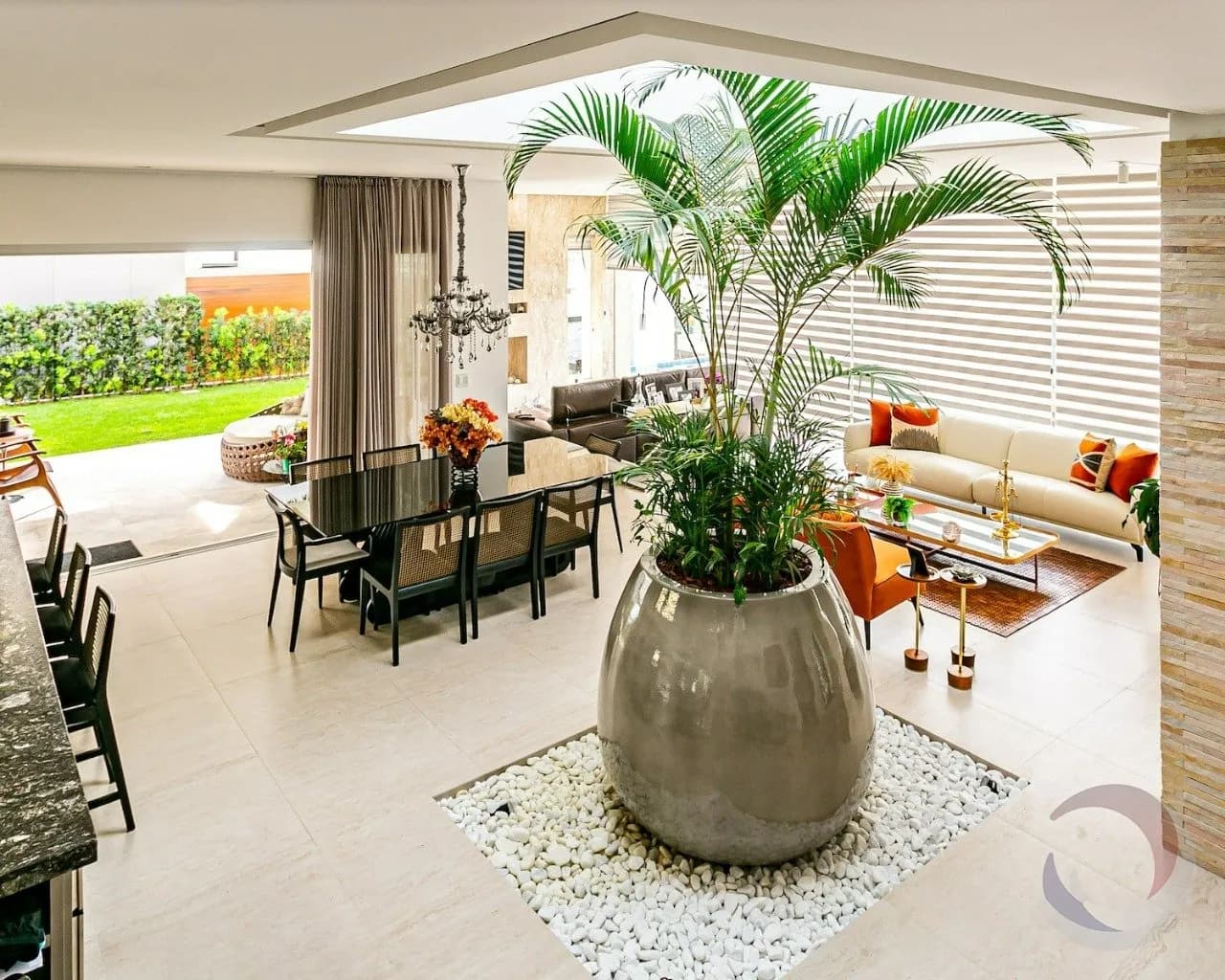 Casa de condomínio para venda com 5 dormitórios em Cacupé com 556 m² — foto 2