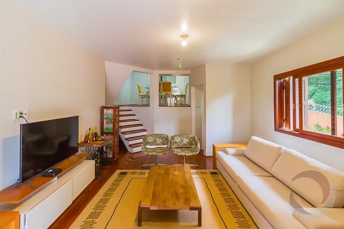 Casa para venda com 4 dormitórios em Centro com 240 m² — foto 3