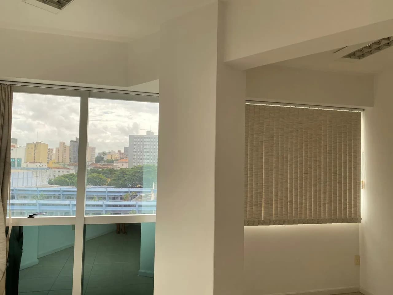 Sala comercial para venda em Centro com 57 m² — foto 4