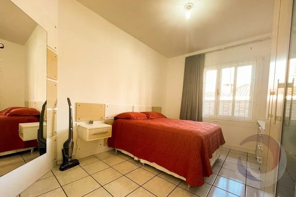 Casa para venda com 3 dormitórios em Centro com 240 m² — foto 4