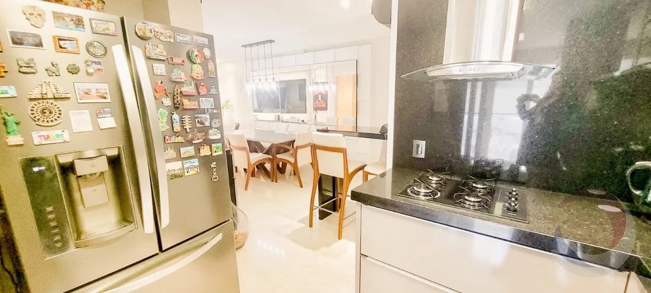 Apartamento para venda com 3 dormitórios em Agronômica com 209 m² — foto 4