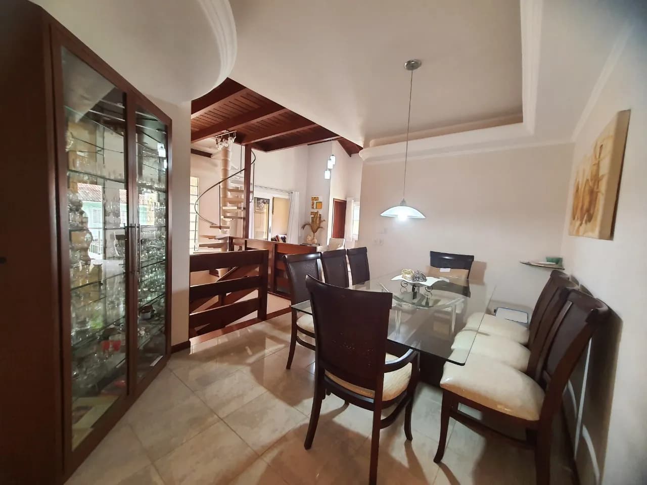Casa para venda com 3 dormitórios em Coqueiros com 249 m² — foto 2