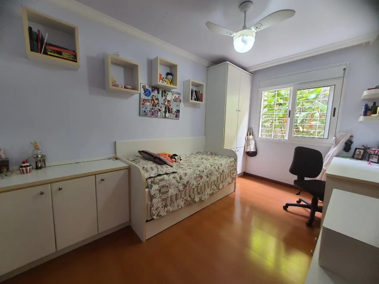 Casa para venda com 3 dormitórios em Coqueiros com 249 m² — foto 5