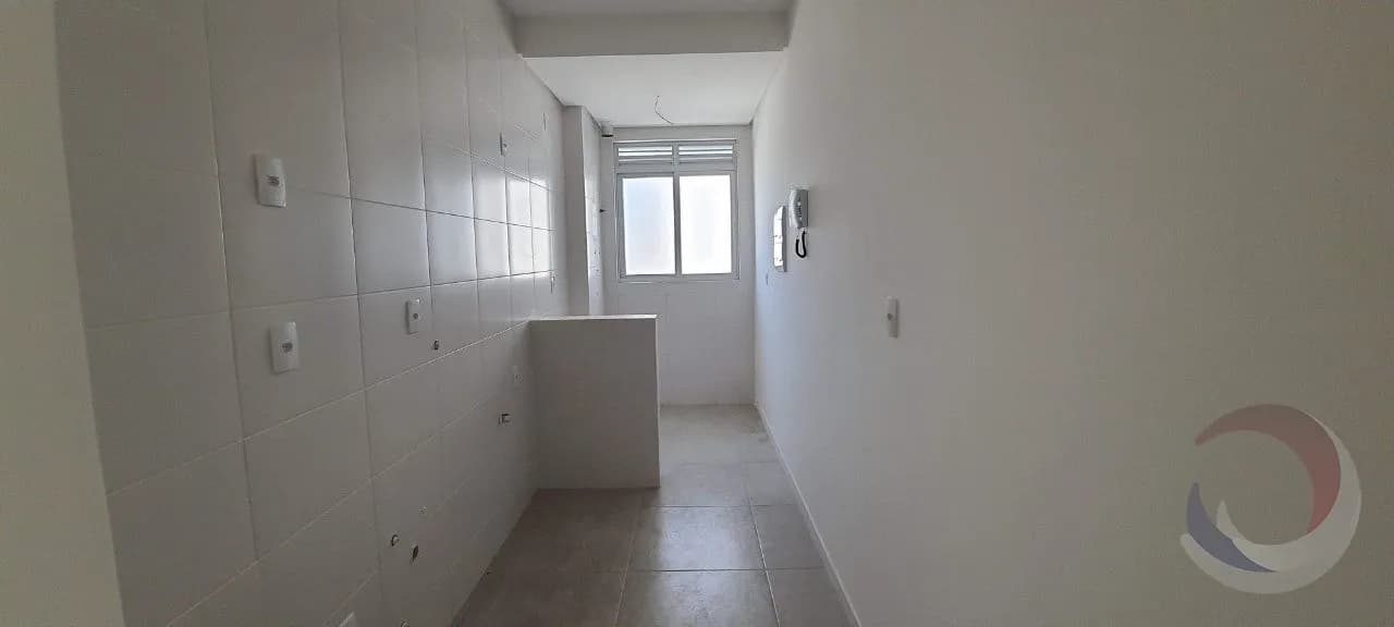 Apartamento para venda com 3 dormitórios em Campeche com 81 m² — foto 2