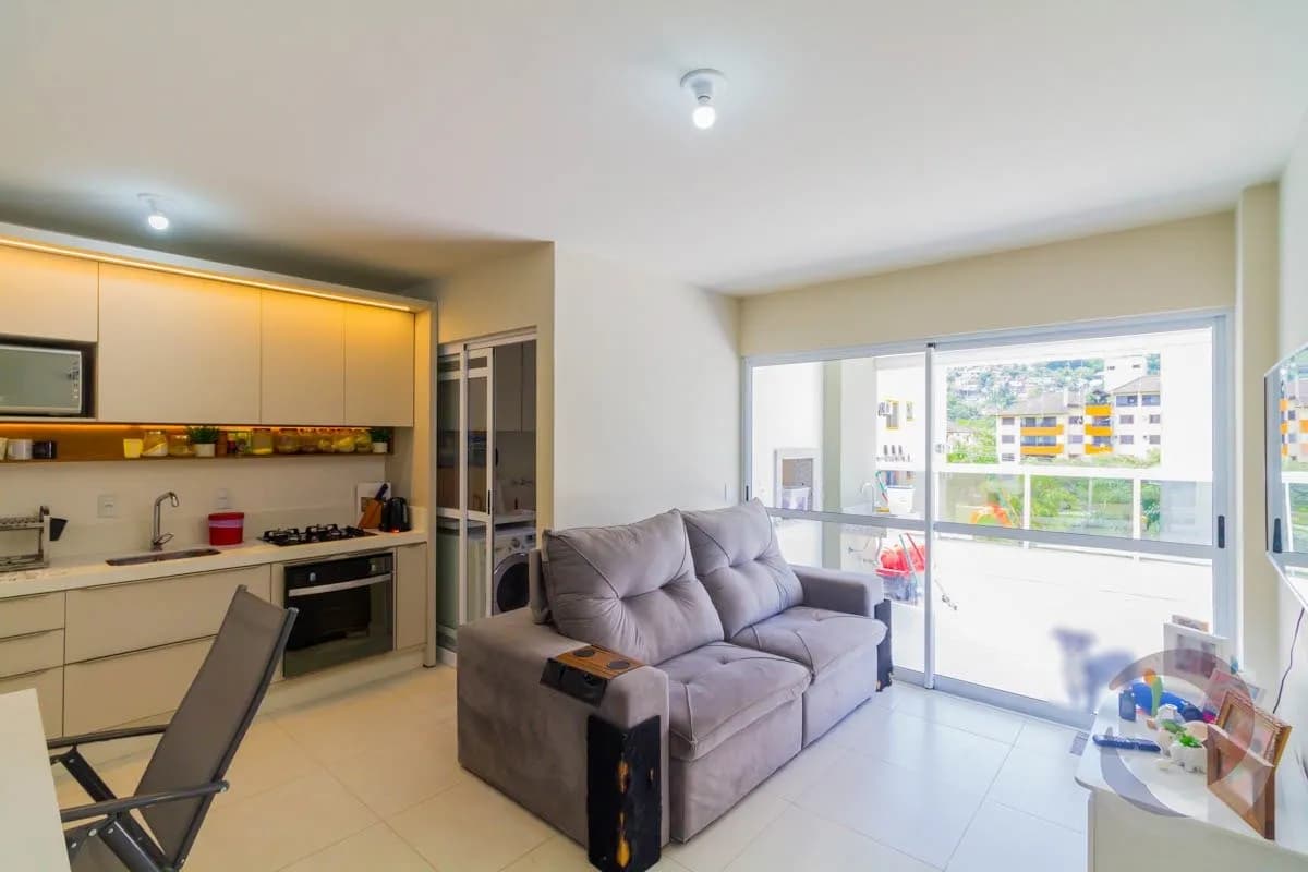 Apartamento para venda com 2 dormitórios em Saco Grande com 108 m² — foto 2