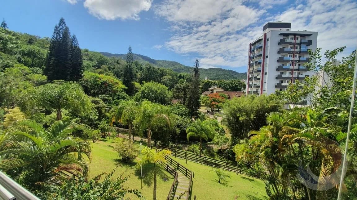 Apartamento para venda com 3 dormitórios em Itacorubi com 111 m² — foto 2