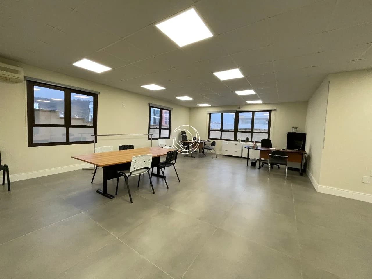 Sala comercial para venda em Trindade com 162 m² — foto 3