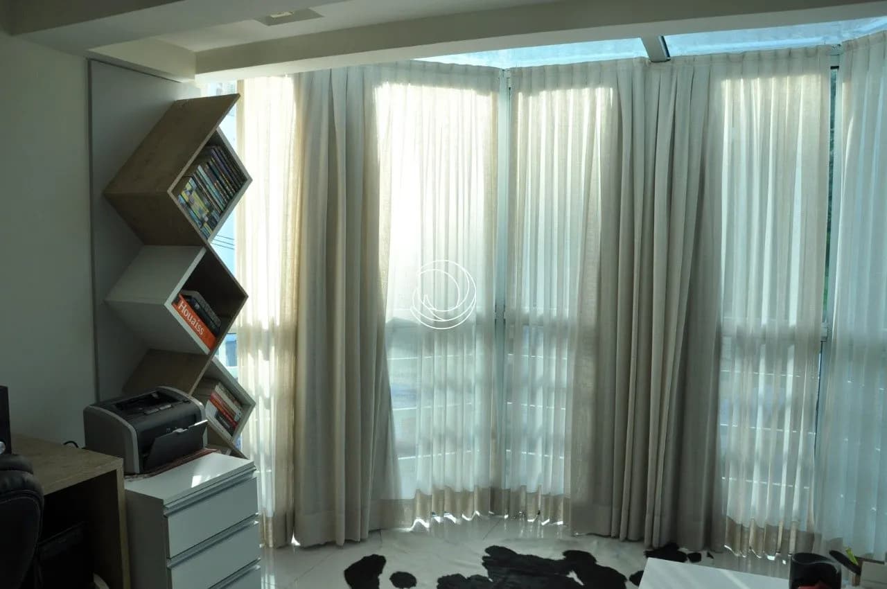 Cobertura para venda com 3 dormitórios em Saco Dos Limões com 176 m² — foto 2