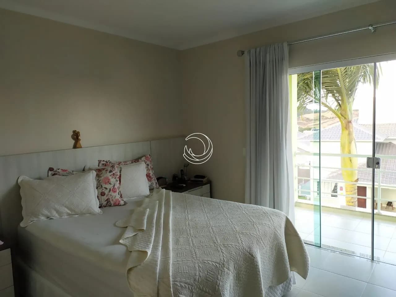 Casa para venda com 3 dormitórios em Pedra Branca com 320 m² — foto 2