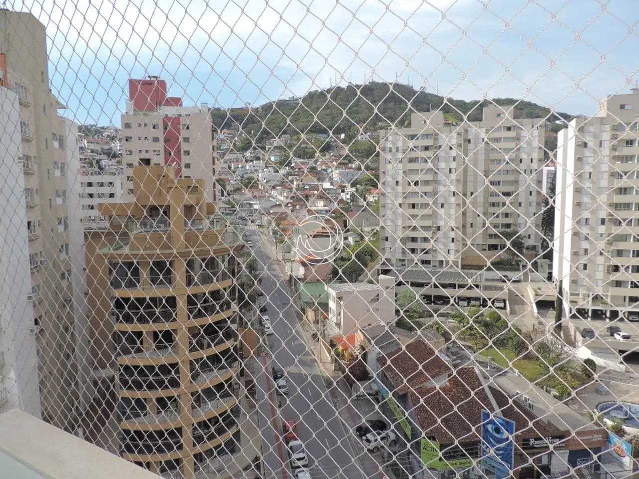 Apartamento para venda com 3 dormitórios em Centro com 137 m² — foto 2