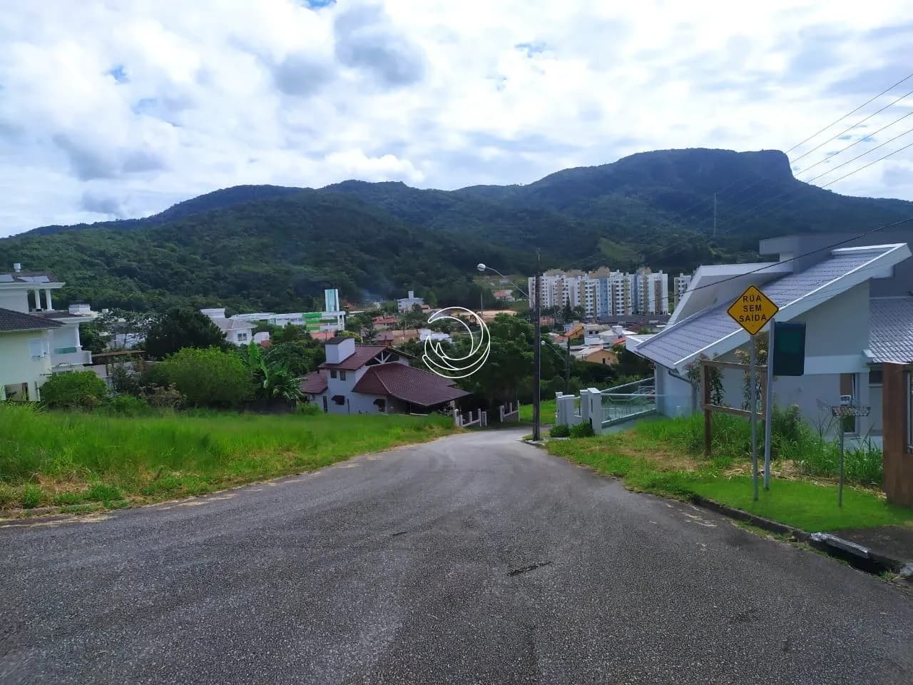 Terreno para venda em Pedra Branca com 419 m² — foto principal