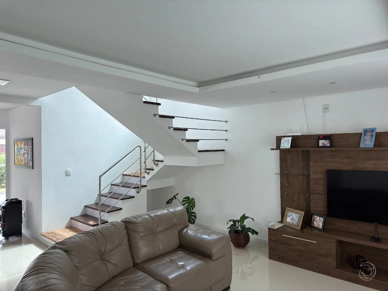 Casa de condomínio para venda com 3 dormitórios em Campeche com 209 m² — foto 4