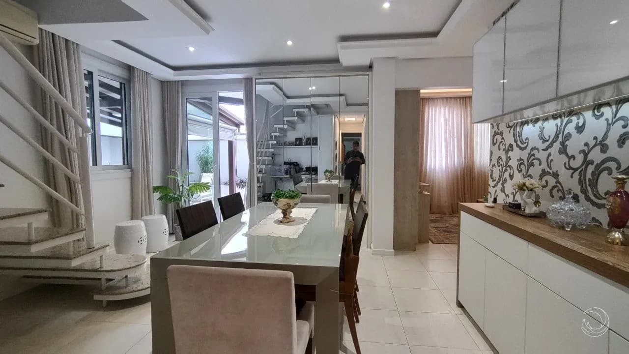 Apartamento para venda com 4 dormitórios em Centro com 129 m² — foto 2
