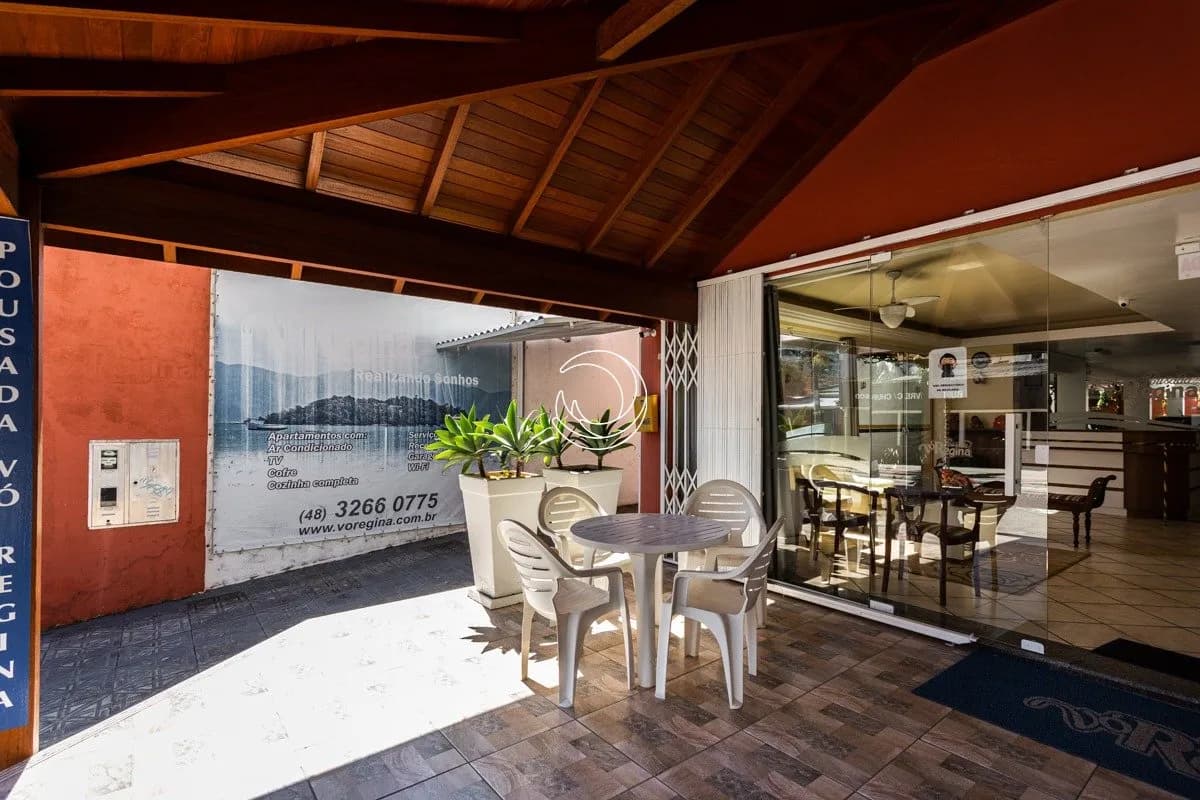 Hotel/pousada para venda em Canasvieiras com 1084 m² — foto 3