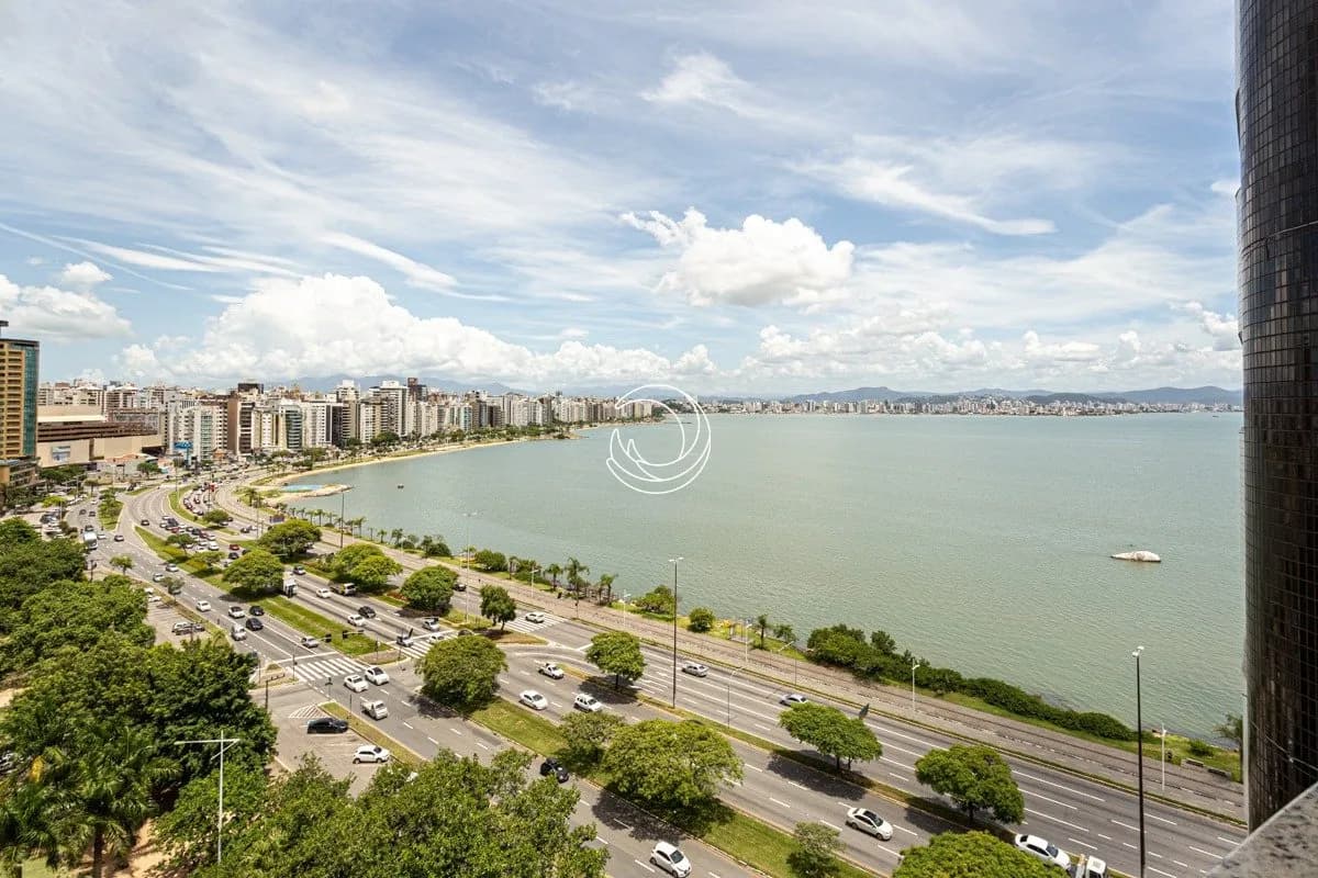 Apartamento para venda com 4 dormitórios em Agronômica com 211 m² — foto principal