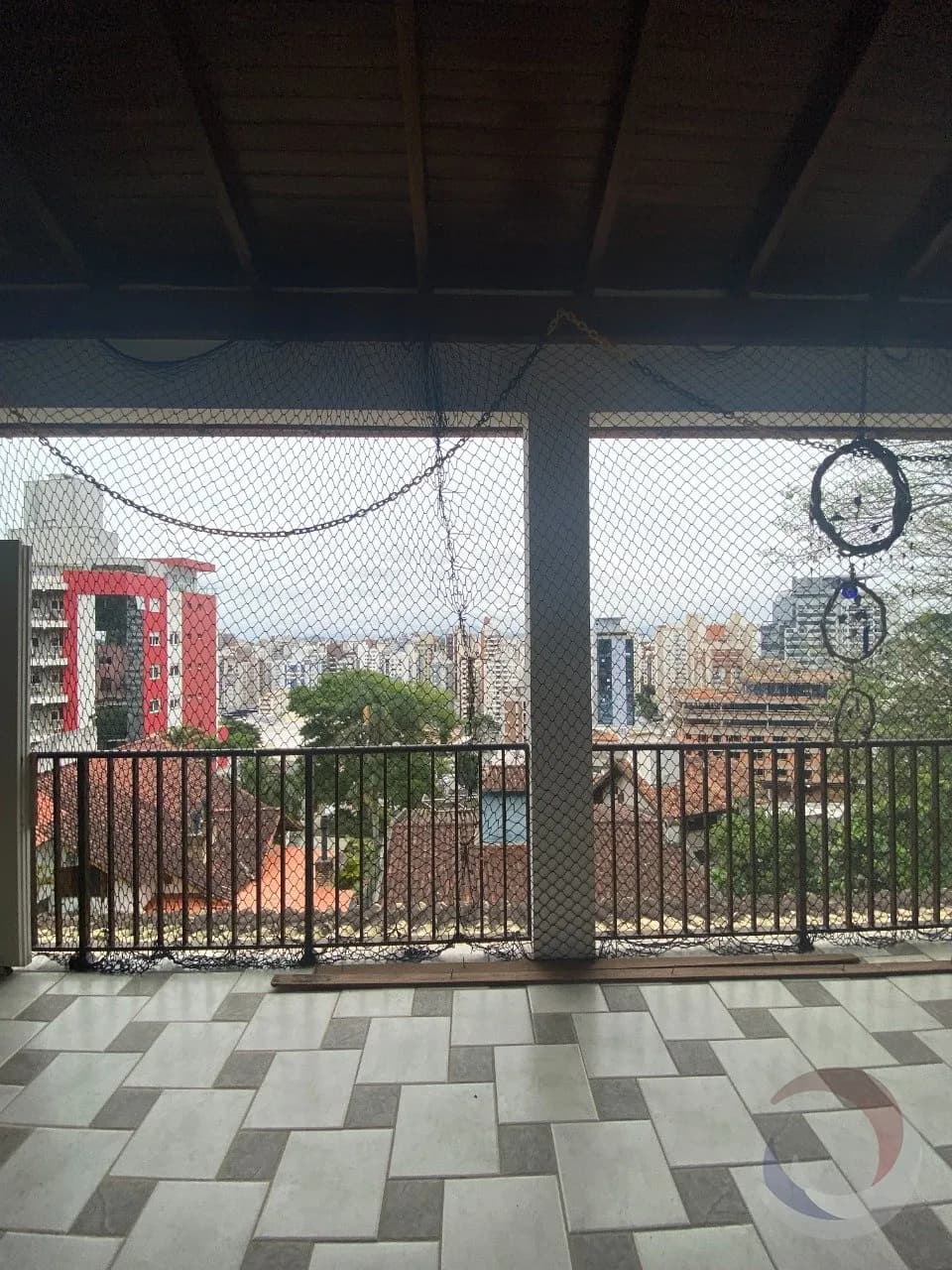 Casa para venda com 5 dormitórios em Centro com 264 m² — foto 4