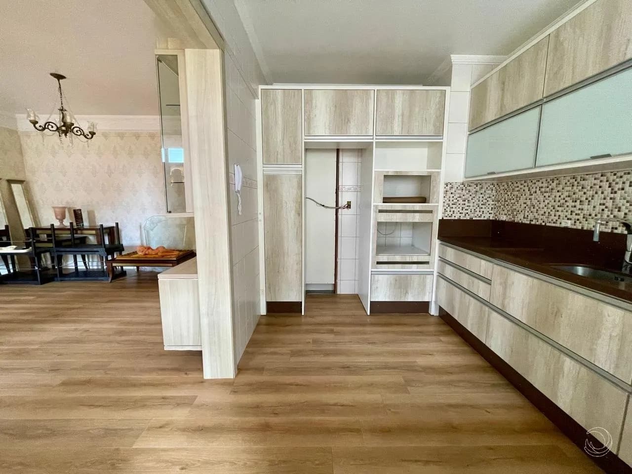 Apartamento para venda com 2 dormitórios em Coqueiros com 90 m² — foto 5