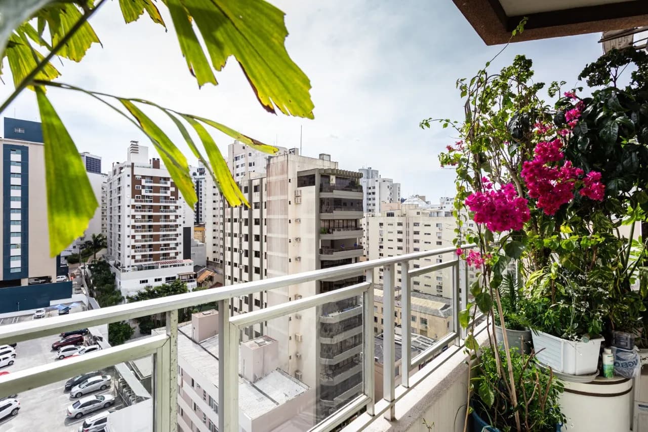 Apartamento para venda com 2 dormitórios em Centro com 93 m² — foto principal