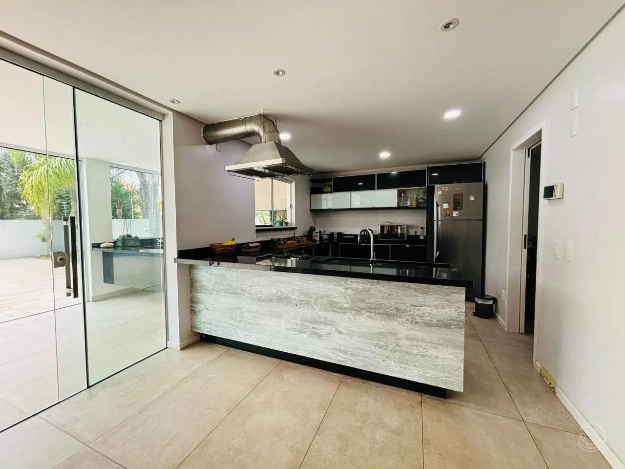 Casa para venda com 3 dormitórios em Jurerê Internacional com 412 m² — foto 2