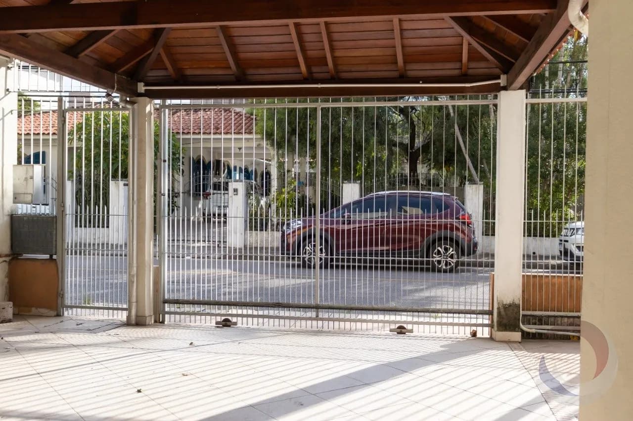 Casa para venda com 4 dormitórios em Nossa Senhora Do Rosario com 351 m² — foto 2