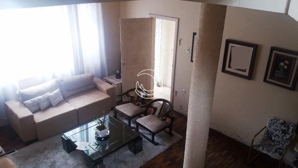 Casa para venda com 4 dormitórios em Centro com 198 m² — foto principal