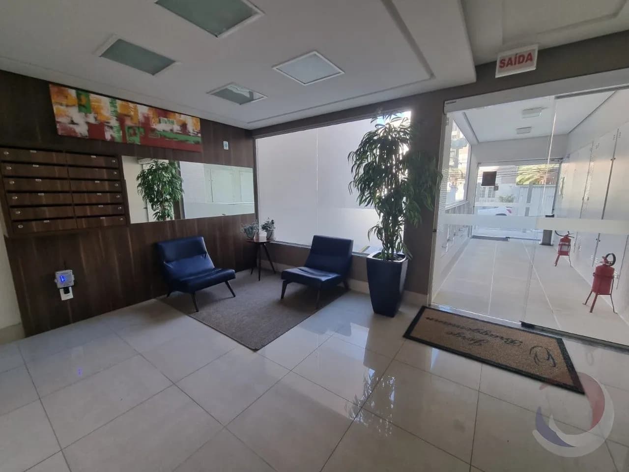 Apartamento para venda com 2 dormitórios em Centro com 63 m² — foto 2