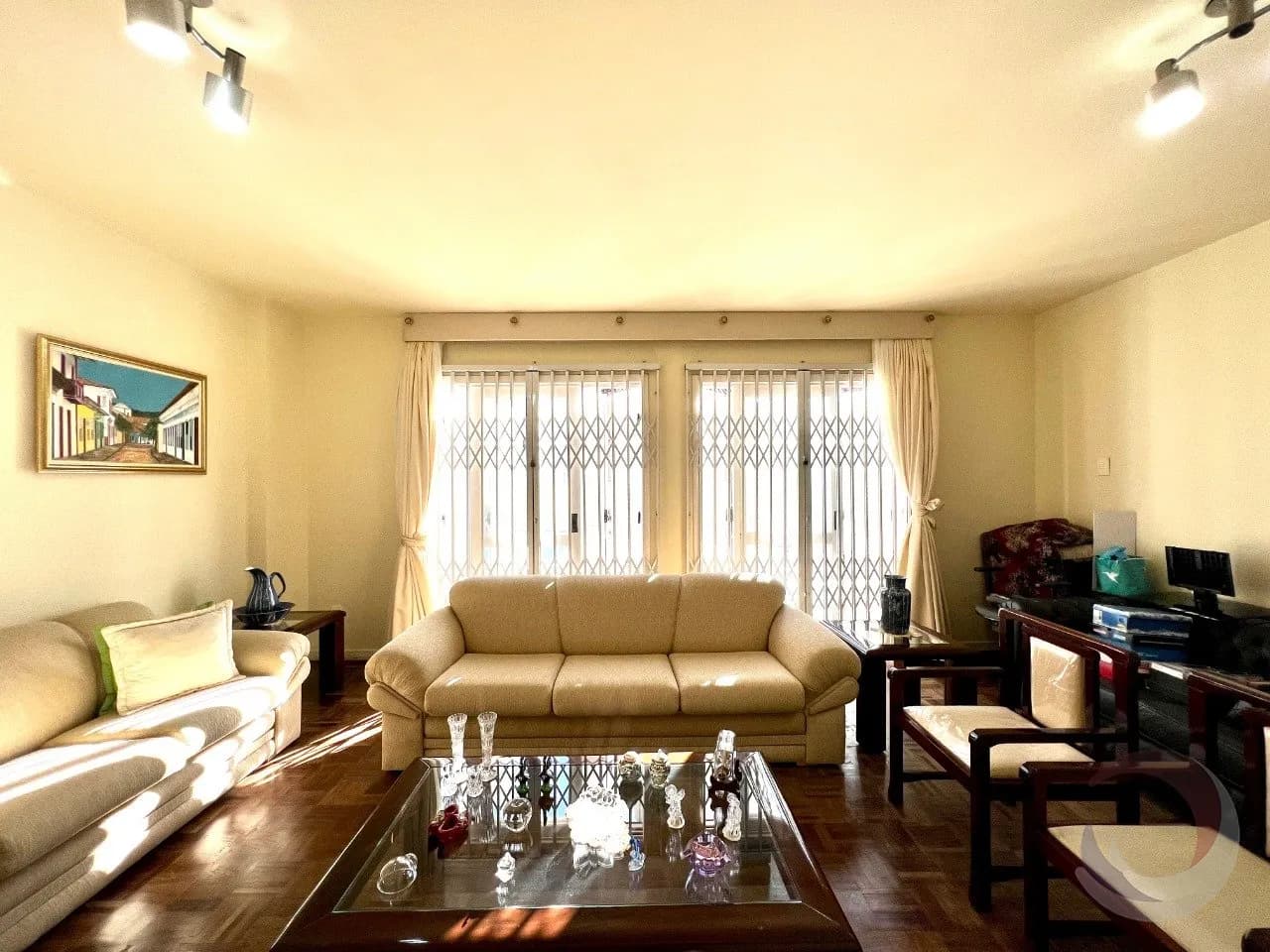 Casa para venda com 3 dormitórios em Agronômica com 426 m² — foto 2