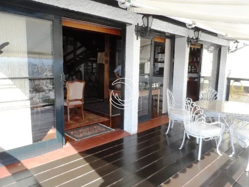Casa para venda com 3 dormitórios em Agronômica com 700 m² — foto 2