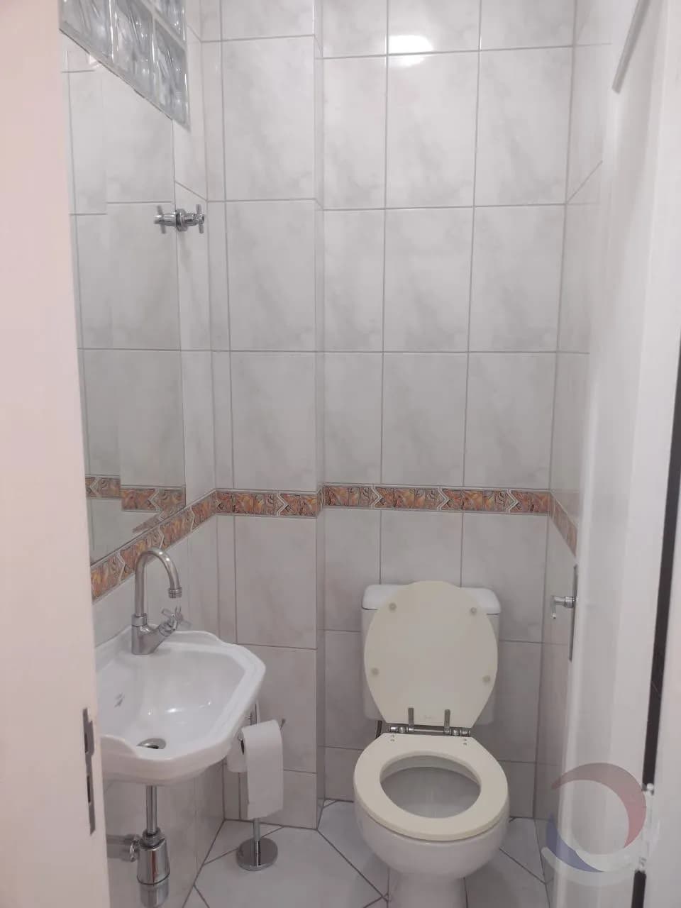 Apartamento para venda com 3 dormitórios em Centro com 81 m² — foto 2