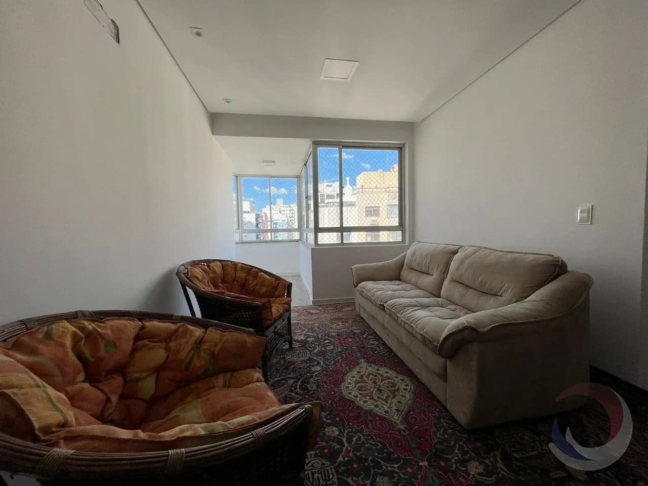 Apartamento para venda com 3 dormitórios em Centro com 95 m² — foto 2