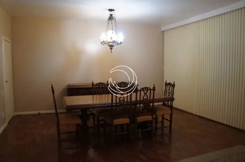 Casa para venda com 4 dormitórios em Centro com 350 m² — foto 2