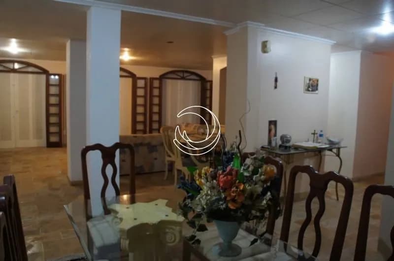 Casa para venda com 4 dormitórios em Centro com 350 m² — foto 3