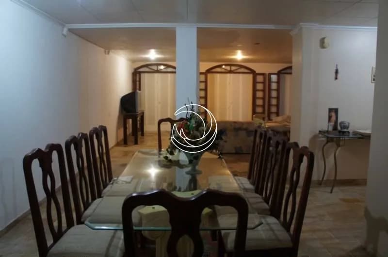Casa para venda com 4 dormitórios em Centro com 350 m² — foto 5