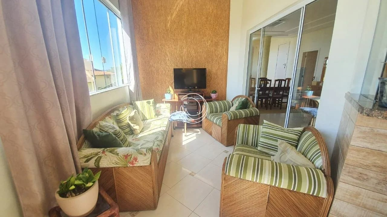 Casa para venda com 4 dormitórios em Centro com 280 m² — foto principal