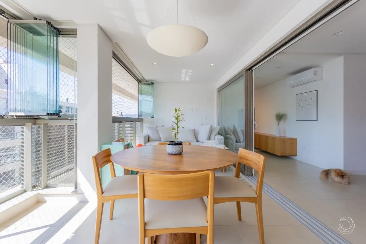 Apartamento duplex para venda com 4 dormitórios em Jurerê com 272 m² — foto principal