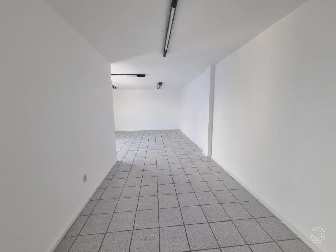Sala comercial para venda em Centro com 57 m² — foto 3