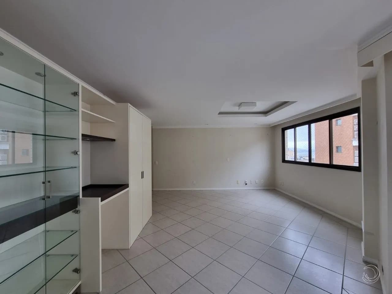 Apartamento para venda com 2 dormitórios em Centro com 110 m² — foto 2