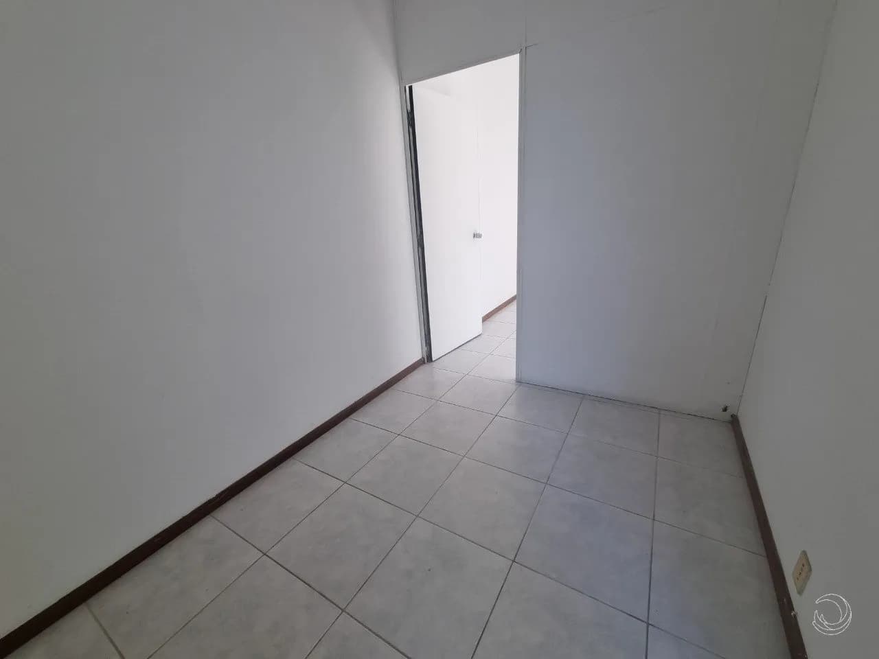 Sala comercial para venda em Centro com 56 m² — foto 2