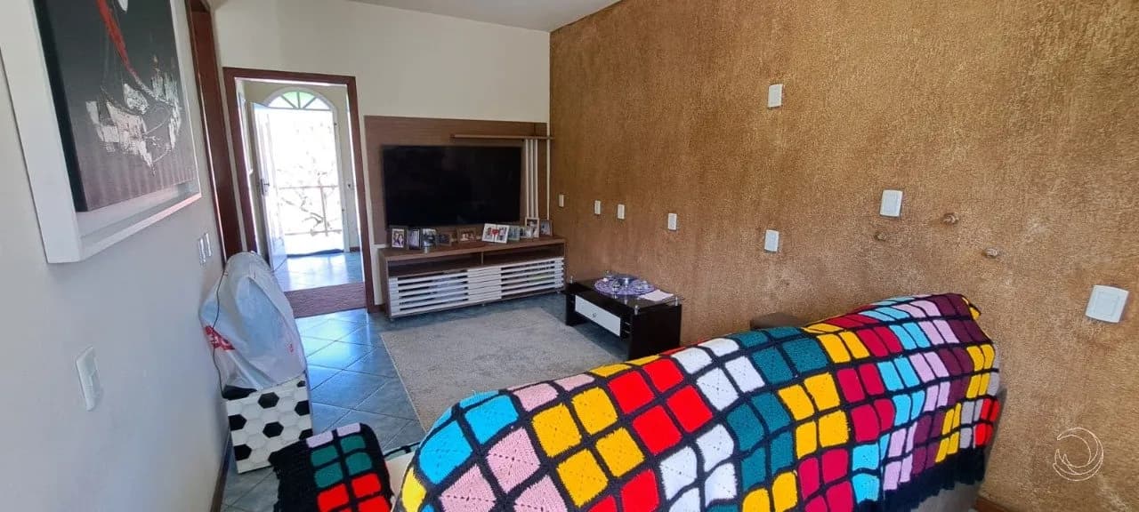 Casa para venda com 6 dormitórios em Praia Comprida com 250 m² — foto 4