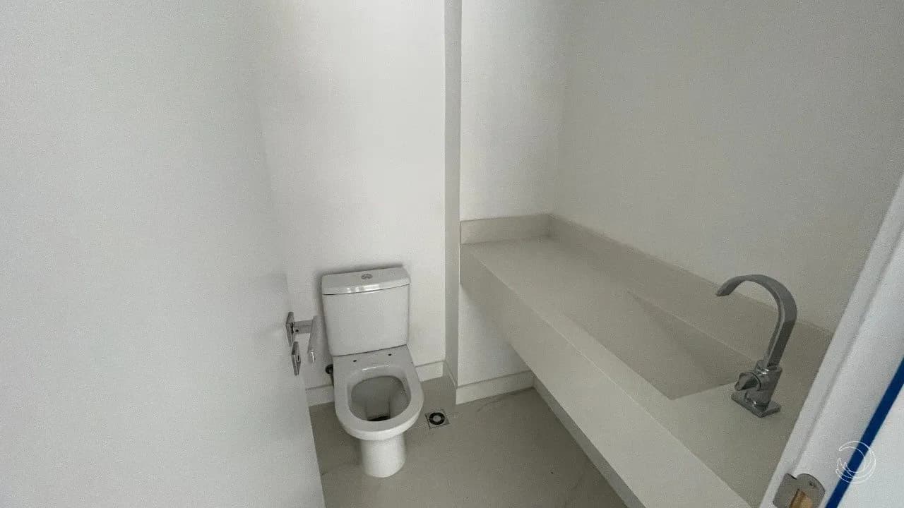 Apartamento para venda com 3 dormitórios em Cacupé com 165 m² — foto 4