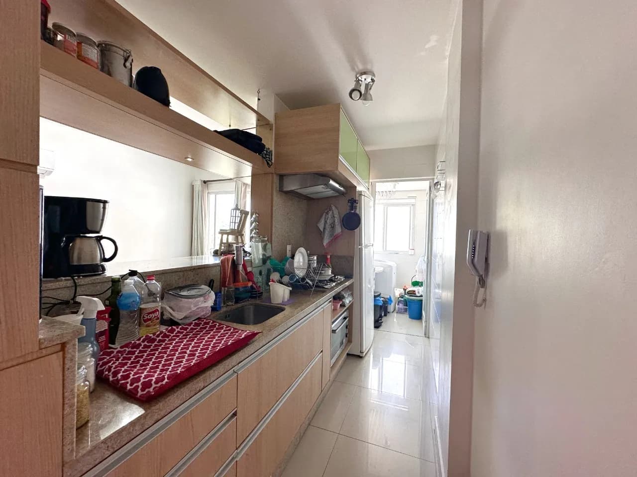 Apartamento para venda com 2 dormitórios em Pantanal com 69 m² — foto 2